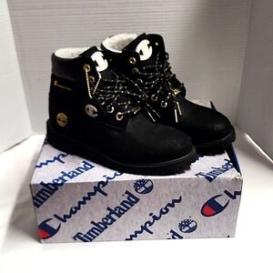 Champion Timberland Premium 6 in Shearling Boot Black Nubuck SZ 6.5 Big Boy